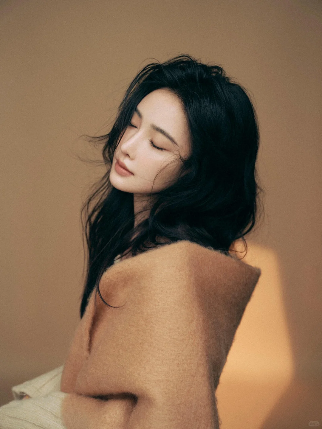 氛围感美女图片