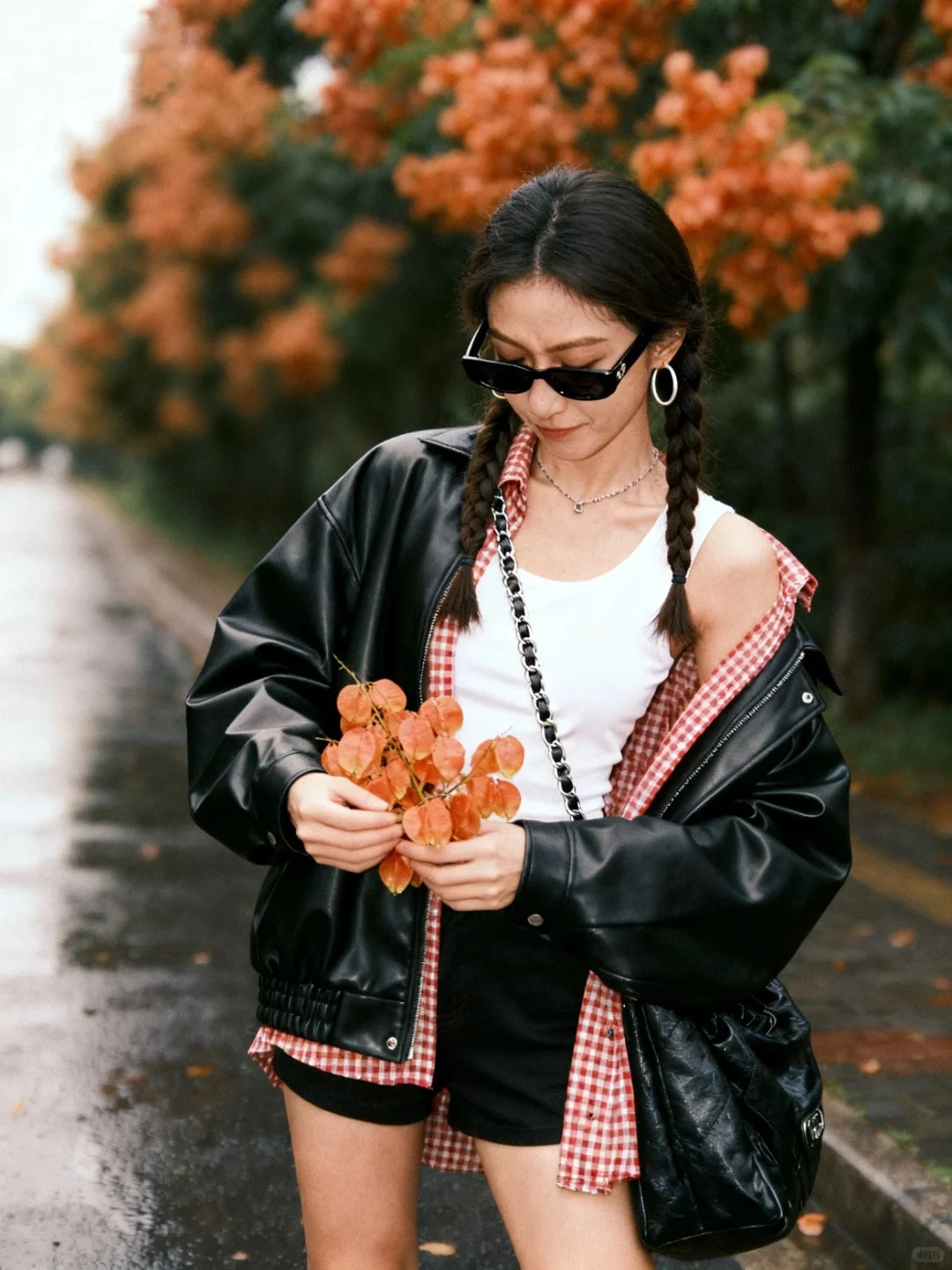 AI咒语|秋日酷飒甜心女孩，碾压式穿搭