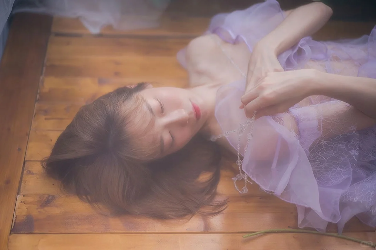 纯欲风 紫色的朦胧