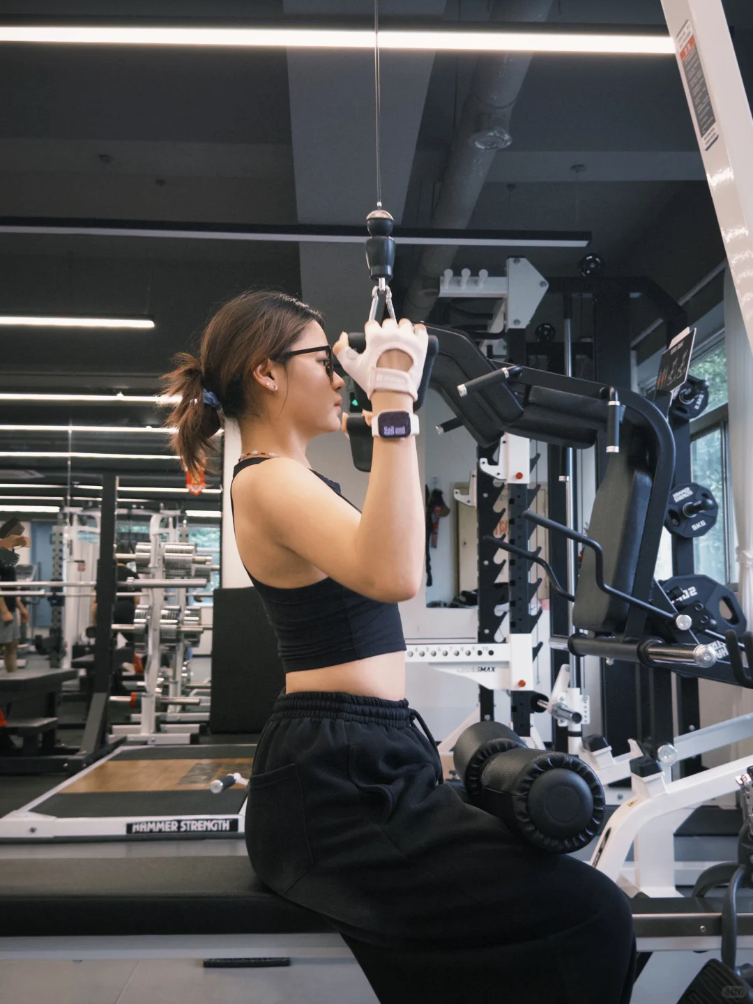 女孩子的肌肉线条