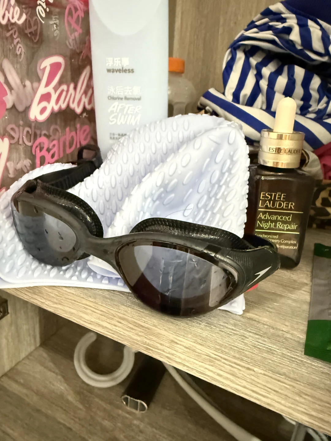 日常游泳碎片恭喜这位女士