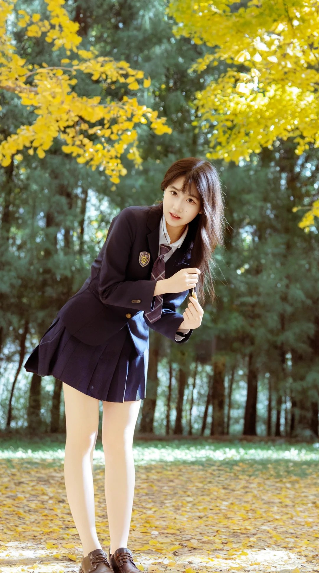 【🍂朝阳公园秋日心动警报！JK短裙×银杏雨，清