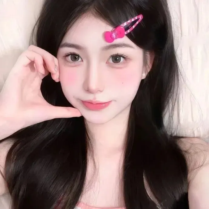 Share|高级感女生头像