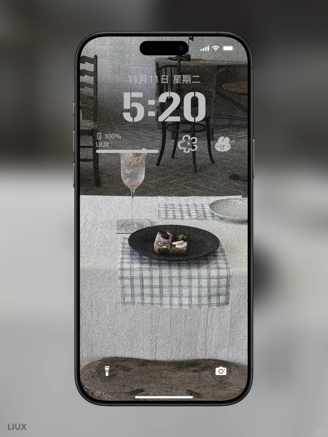 《氛围感拉满的白百合手机壁纸｜把清新与温柔