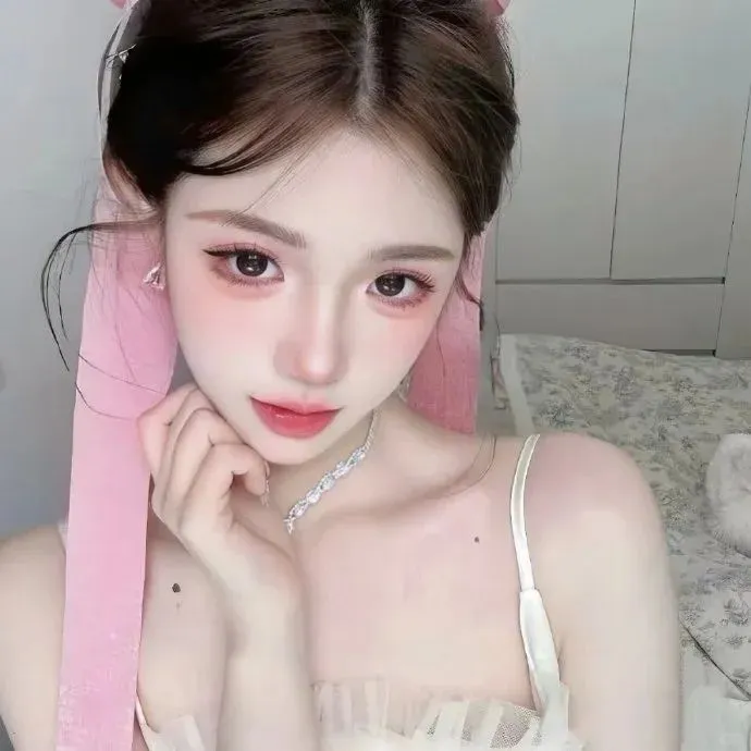 Share|高级感女生头像