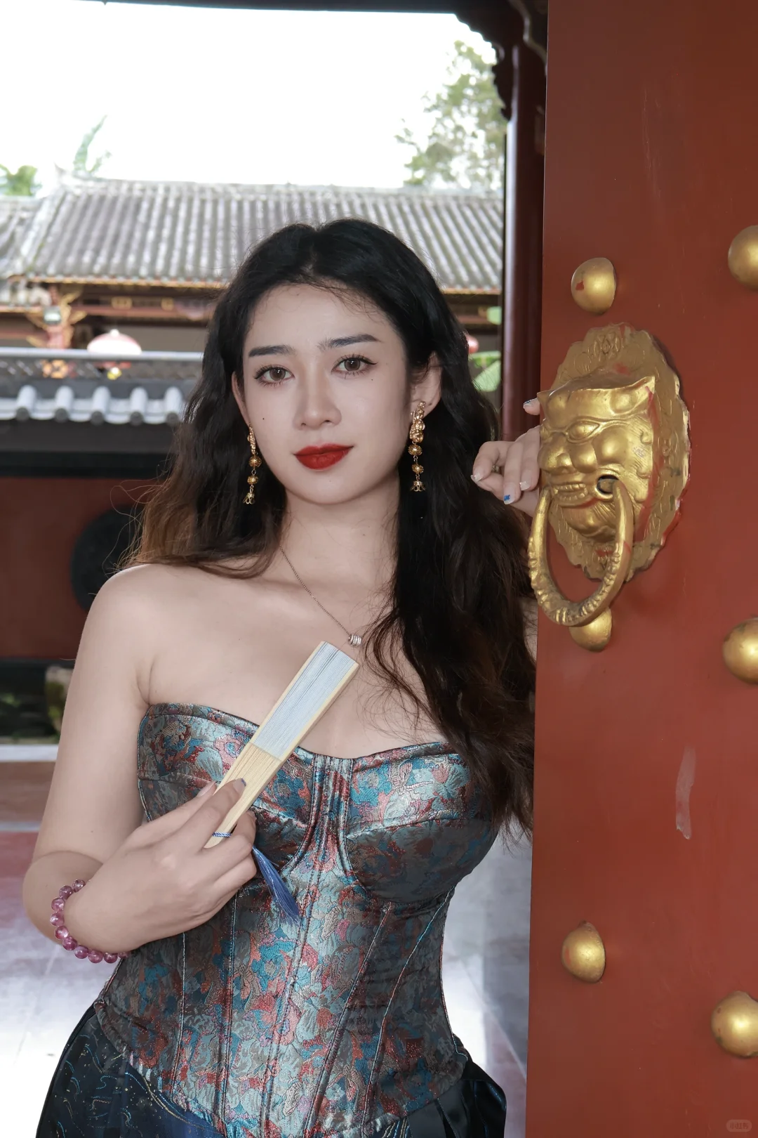 鱼骨胸衣搭马面终于也让我穿上了