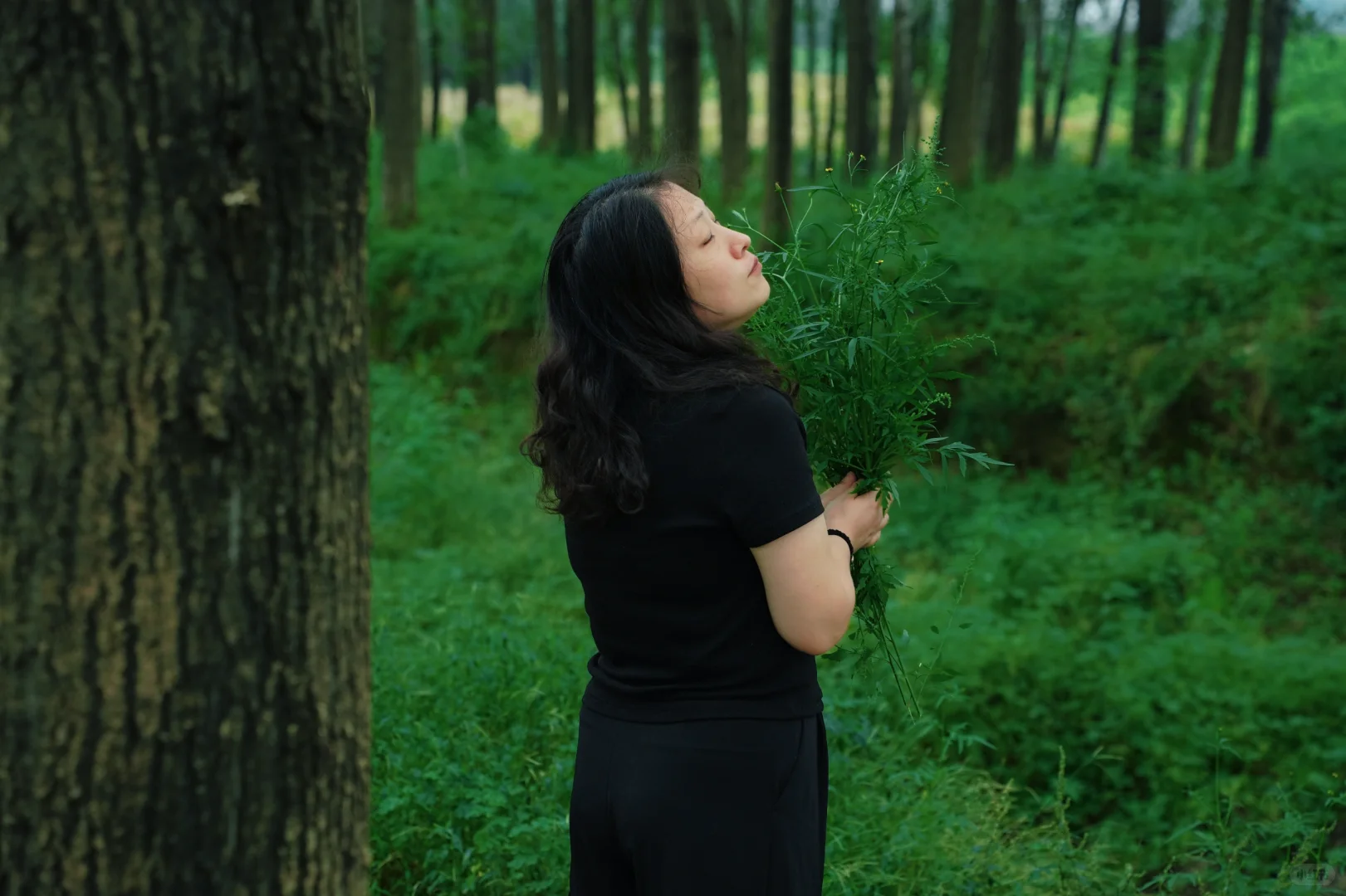 镜头记录着姐姐的自然与美📷