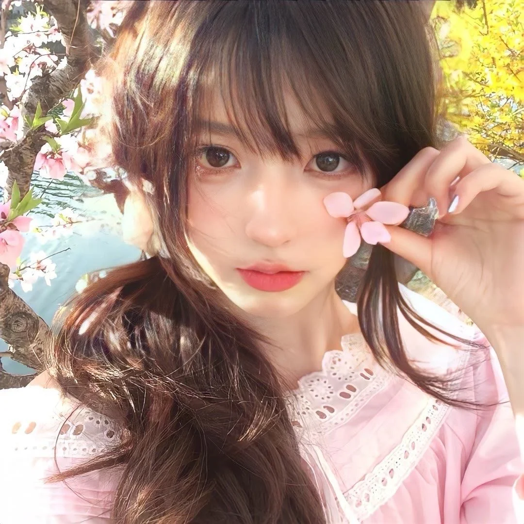 𝙒𝙚𝘾𝙝𝙖𝙩女生头像🐾