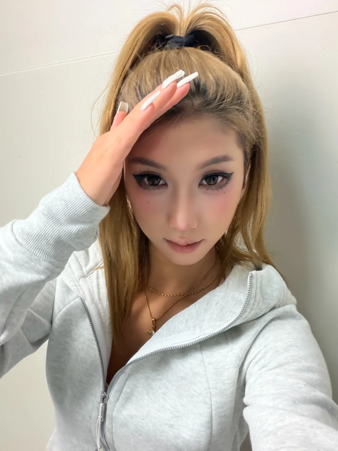 西南大学网球专项女大学生🎾学球 陪打🉑私