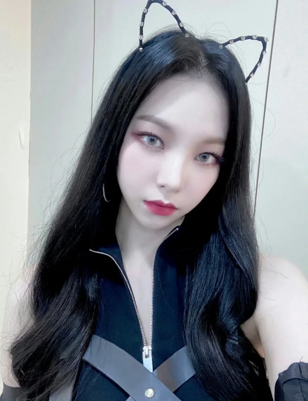 像柳智敏这样的美女就是要大大方方露出额头