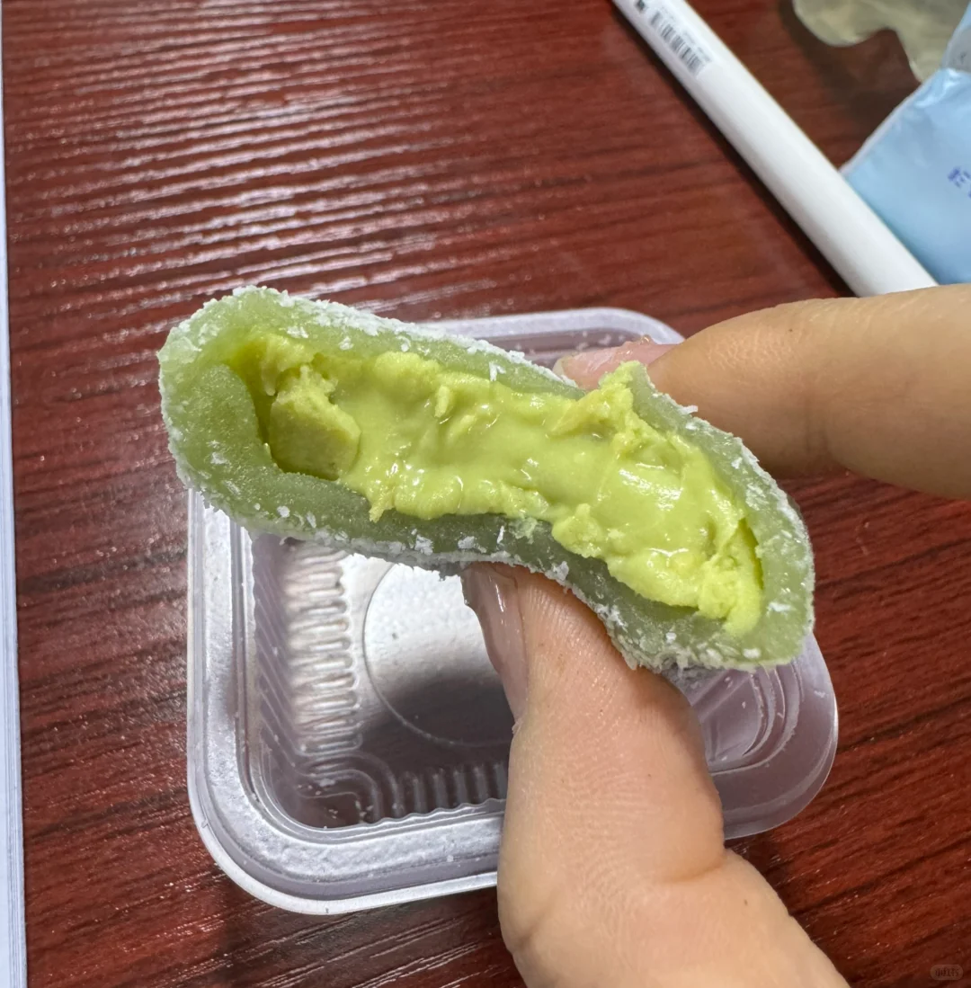 小基数女大不控制饮食爽吃零食的一天🍞