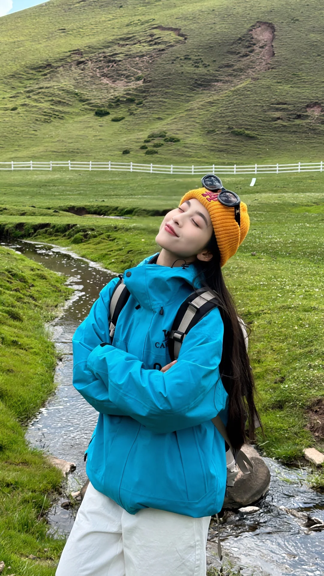 ⛰️ 存一些徒步爬山的拍照姿势