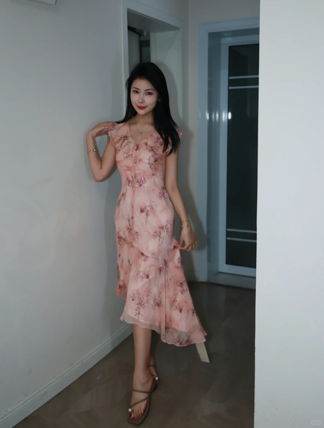 你瑜伽小姨的pdd温柔穿搭