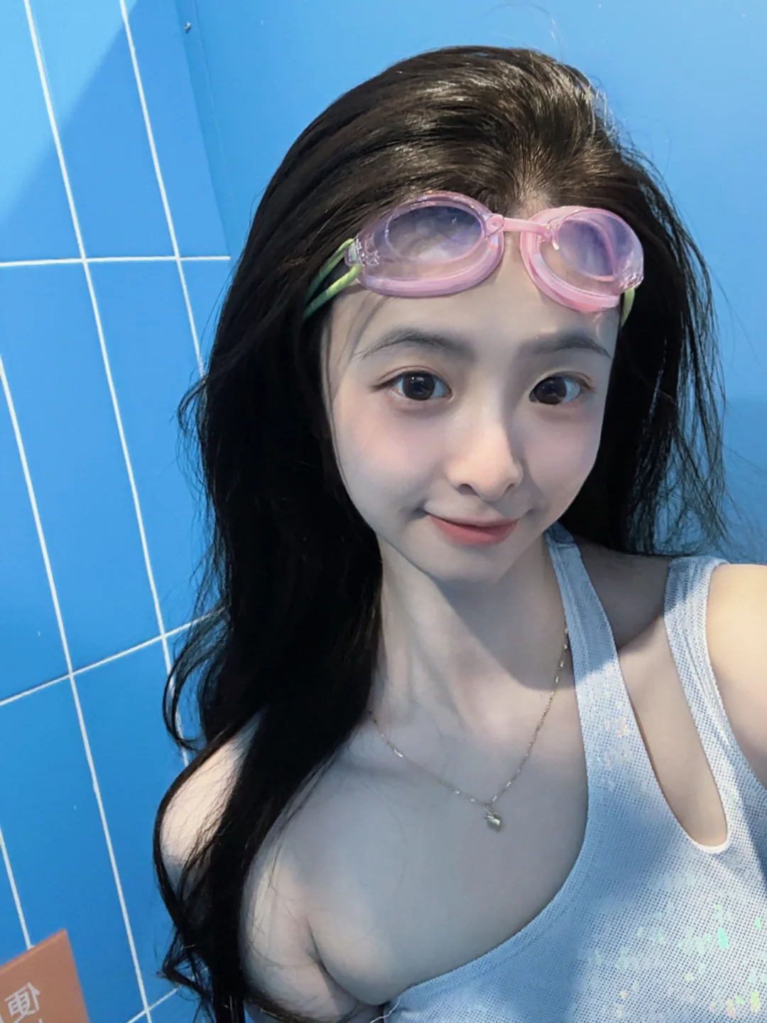 你怎么天天都在泳池？