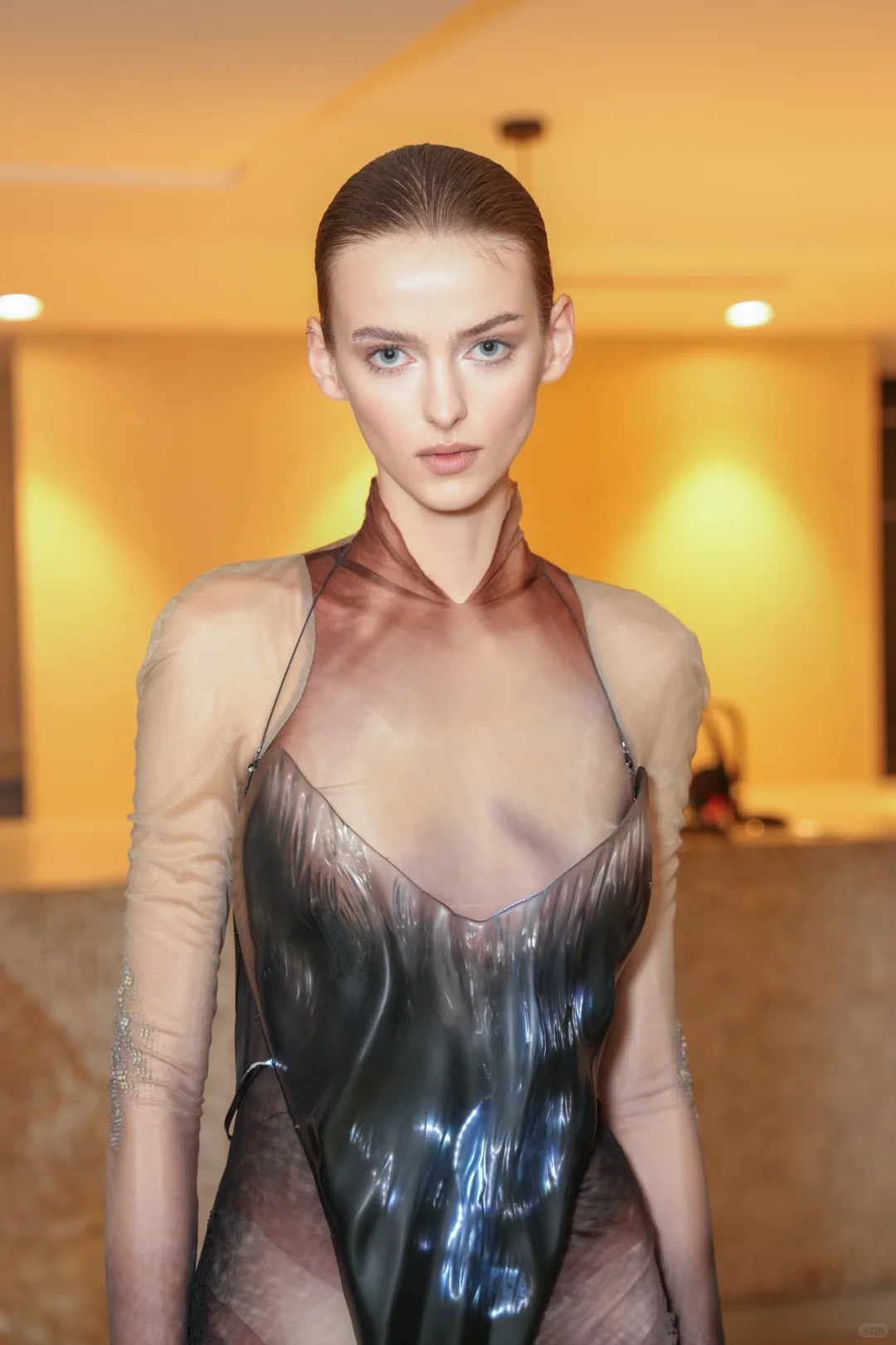 数字艺术|巴黎时装周秀款——以光具像化流