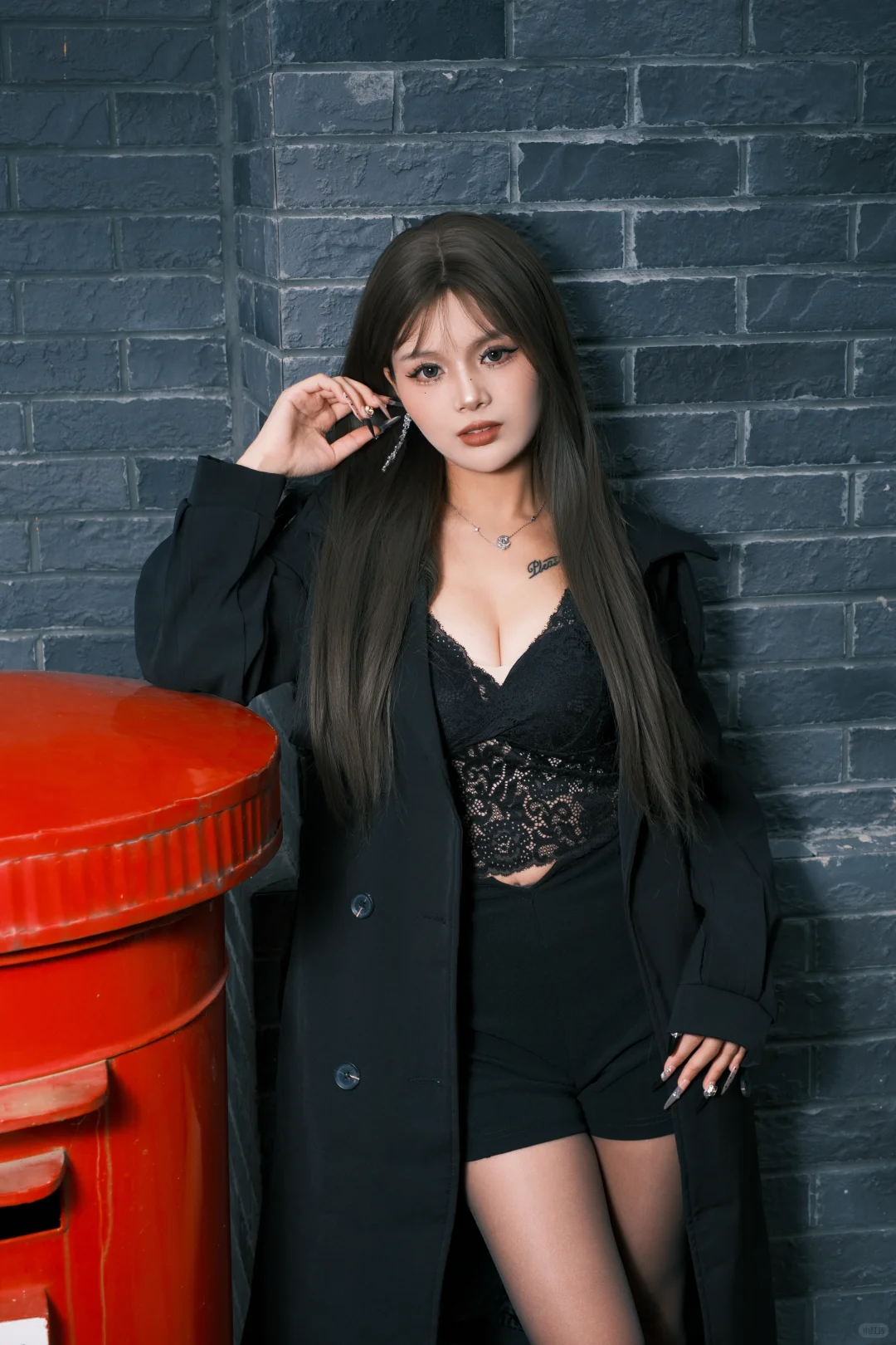 存了一些御姐拍照姿势，穿搭的尽头是姐姐