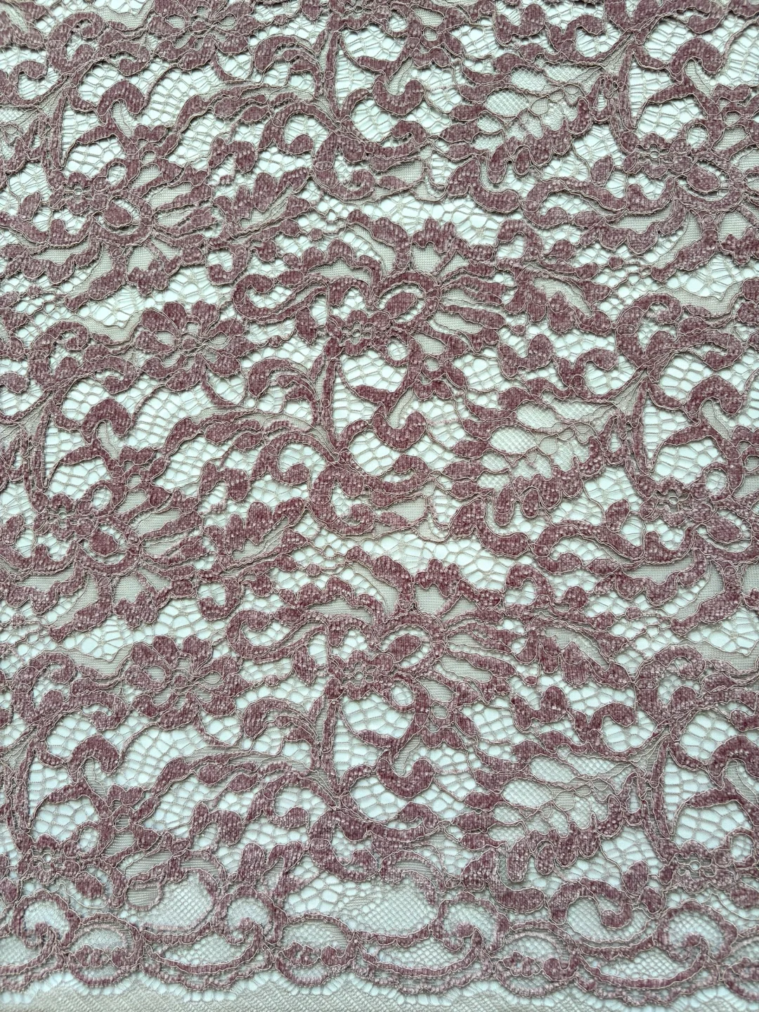 玫瑰花蕾丝｜复古红雪尼尔蕾丝