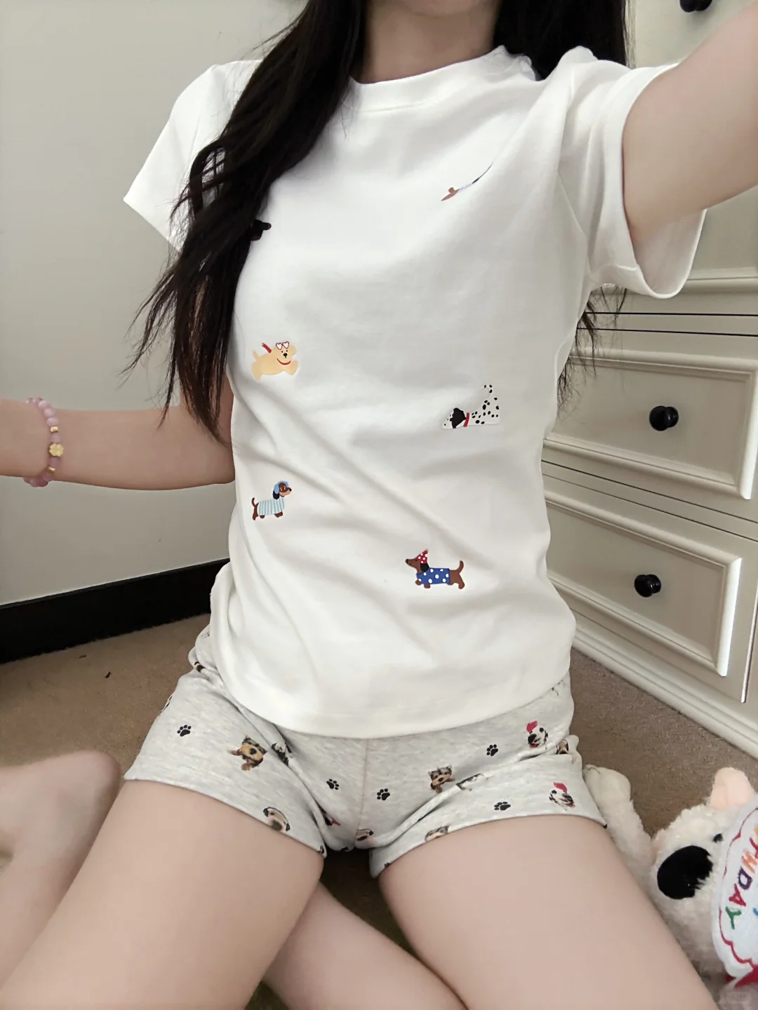 俏皮可爱的一套睡衣呀～