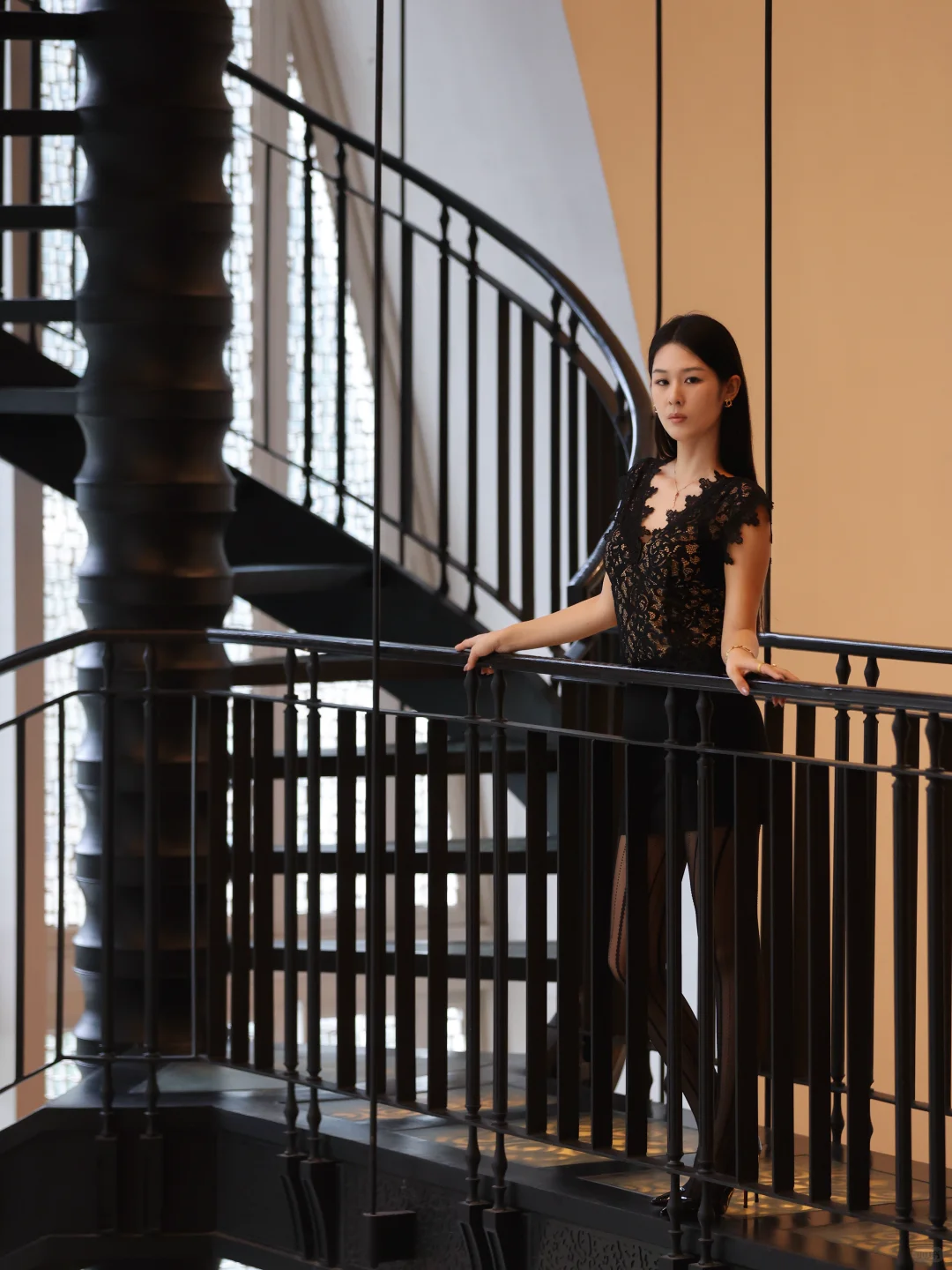 黑丝包臀裙那个男生不爱？