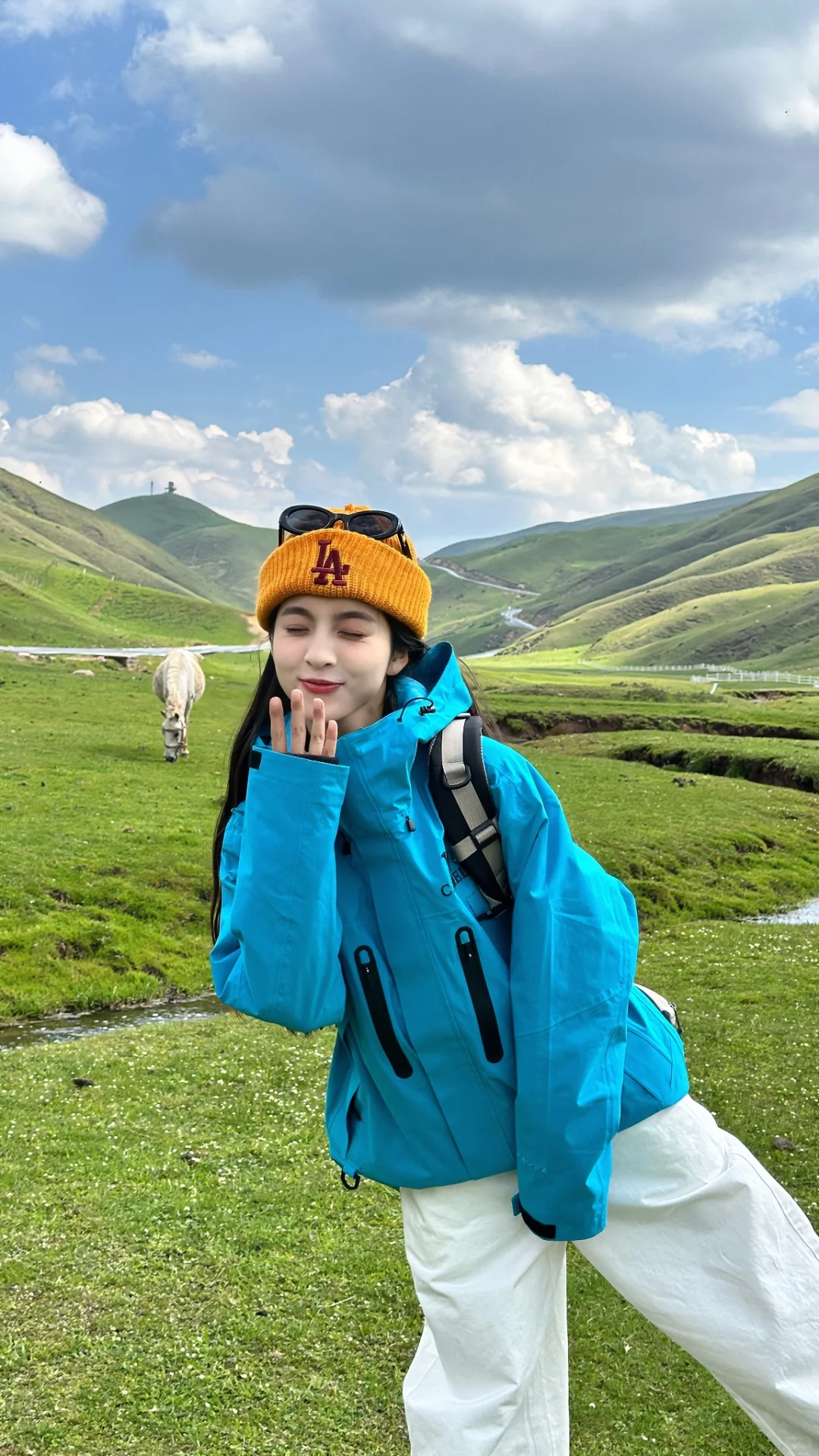 ⛰️ 存一些徒步爬山的拍照姿势