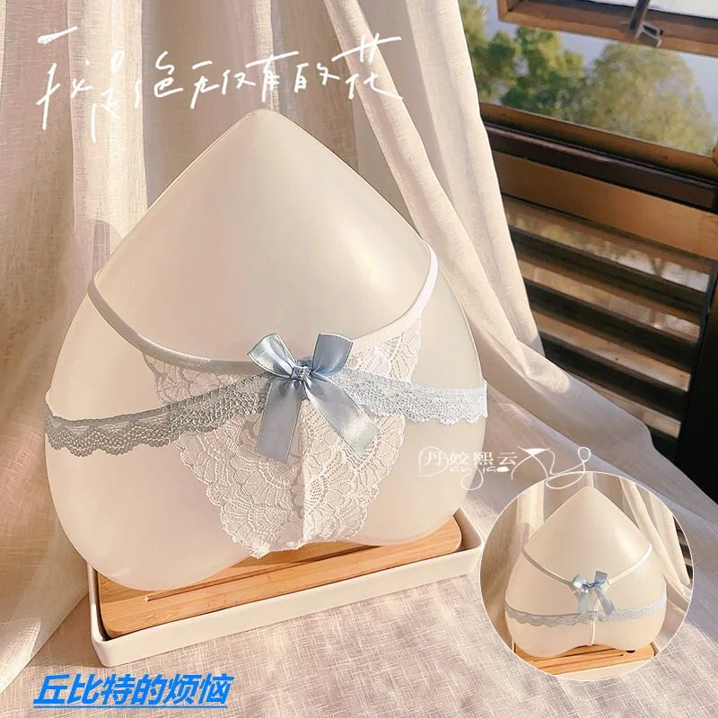 交叉绑带蕾丝内裤