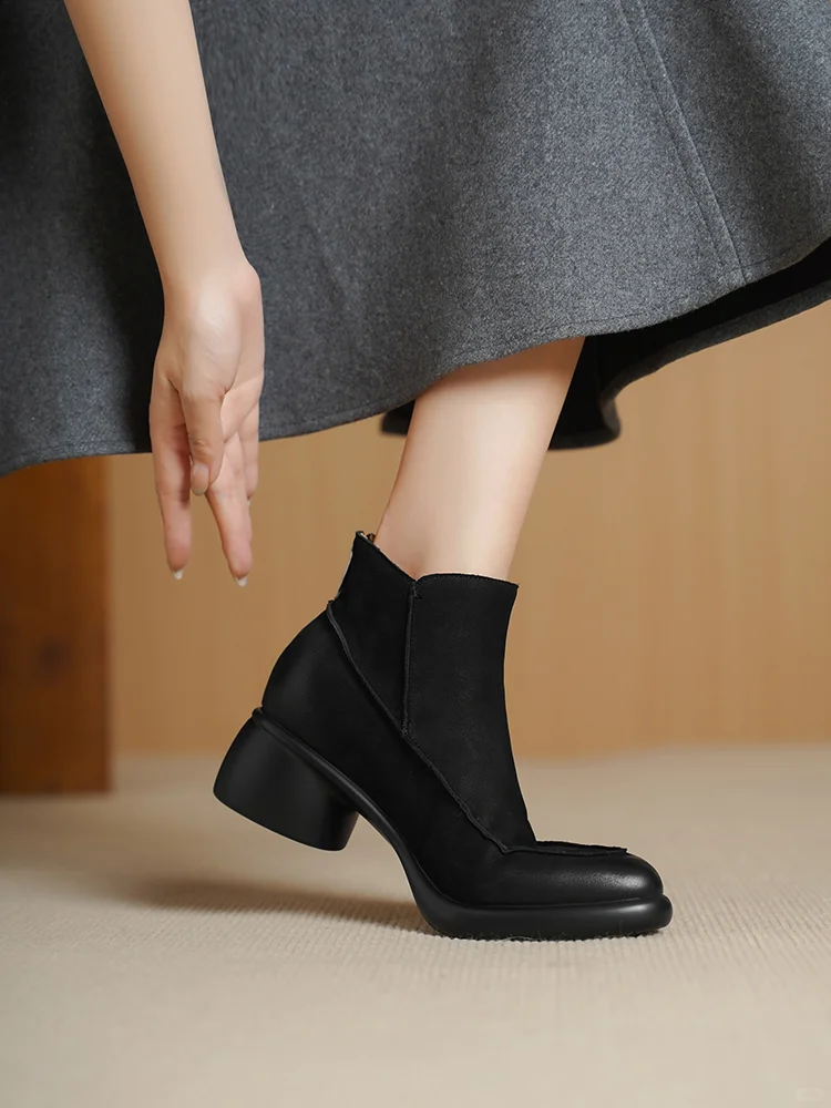 👢秋冬显瘦神器！复古粗跟短靴来啦~