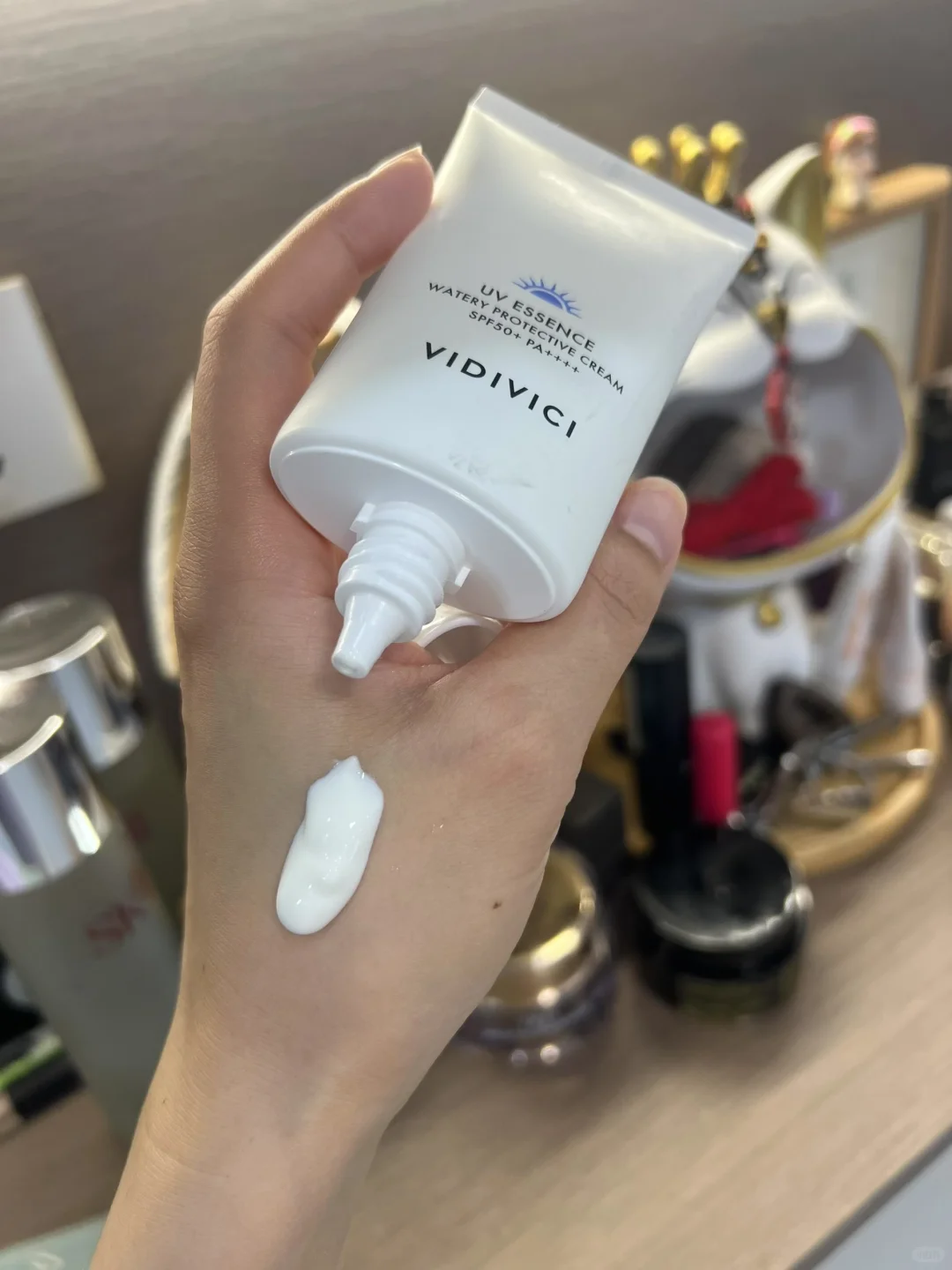 女神防晒霜，肤感一级棒👍