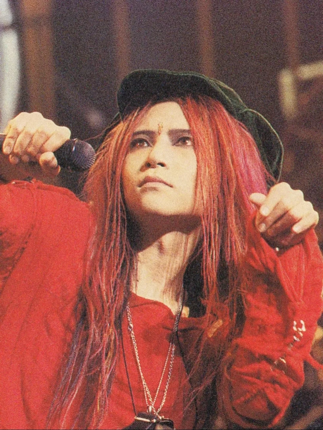 想知道秀秀这件毛衣哪里能买到...