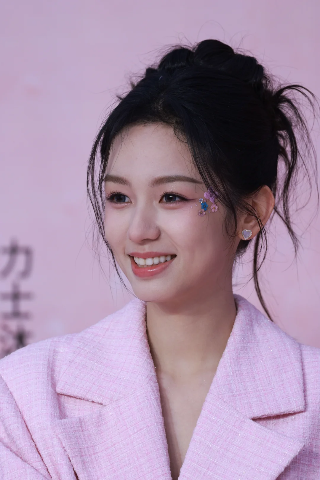 周也是电影学院的校花学姐吧！太青春了🎒