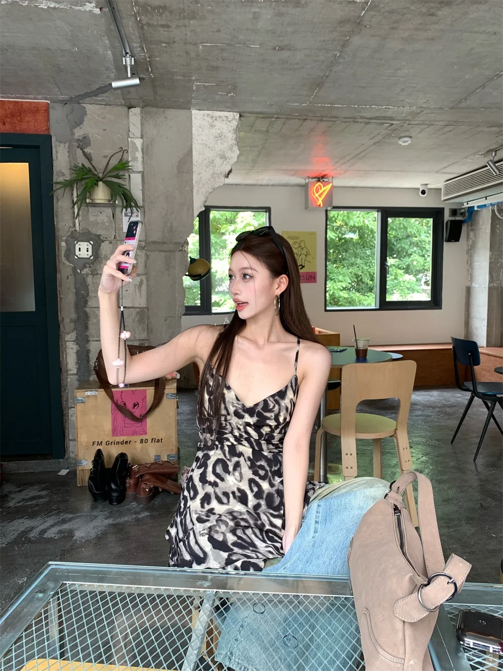 被这条背心连衣裙帅到了🖤