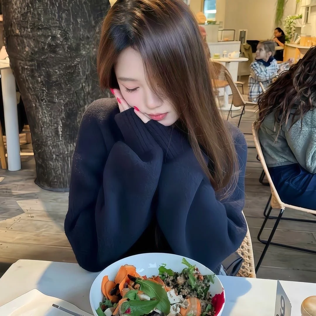 𝙒𝙚𝘾𝙝𝙖𝙩女生头像🐾