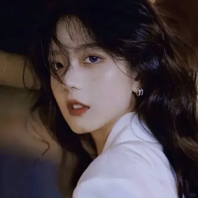 𝑾𝒆𝑪𝒉𝒂𝒕氛围感唯美女头