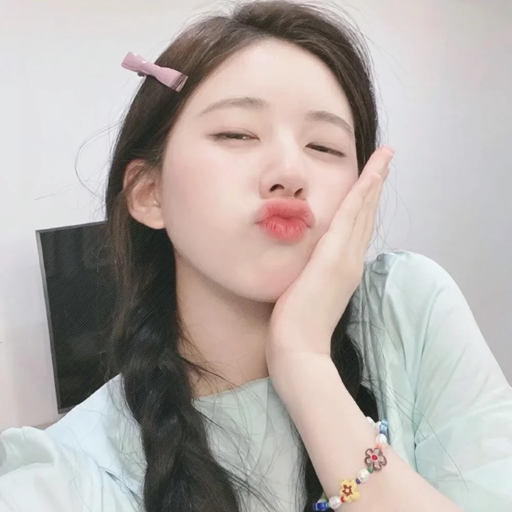 WeChat / 甜妹赵露思头像