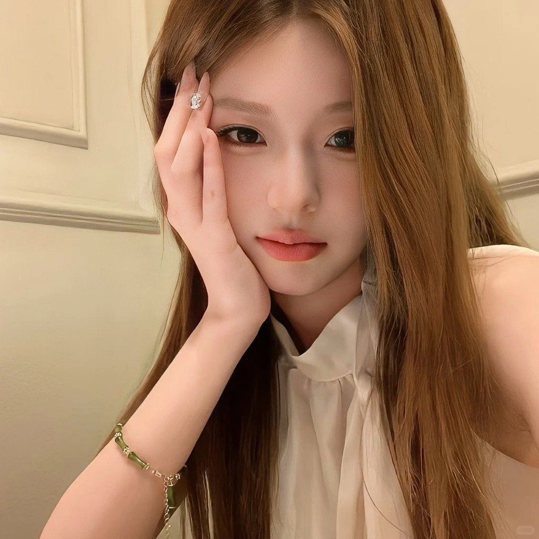 𝙒𝙚𝘾𝙝𝙖𝙩女生头像🐾