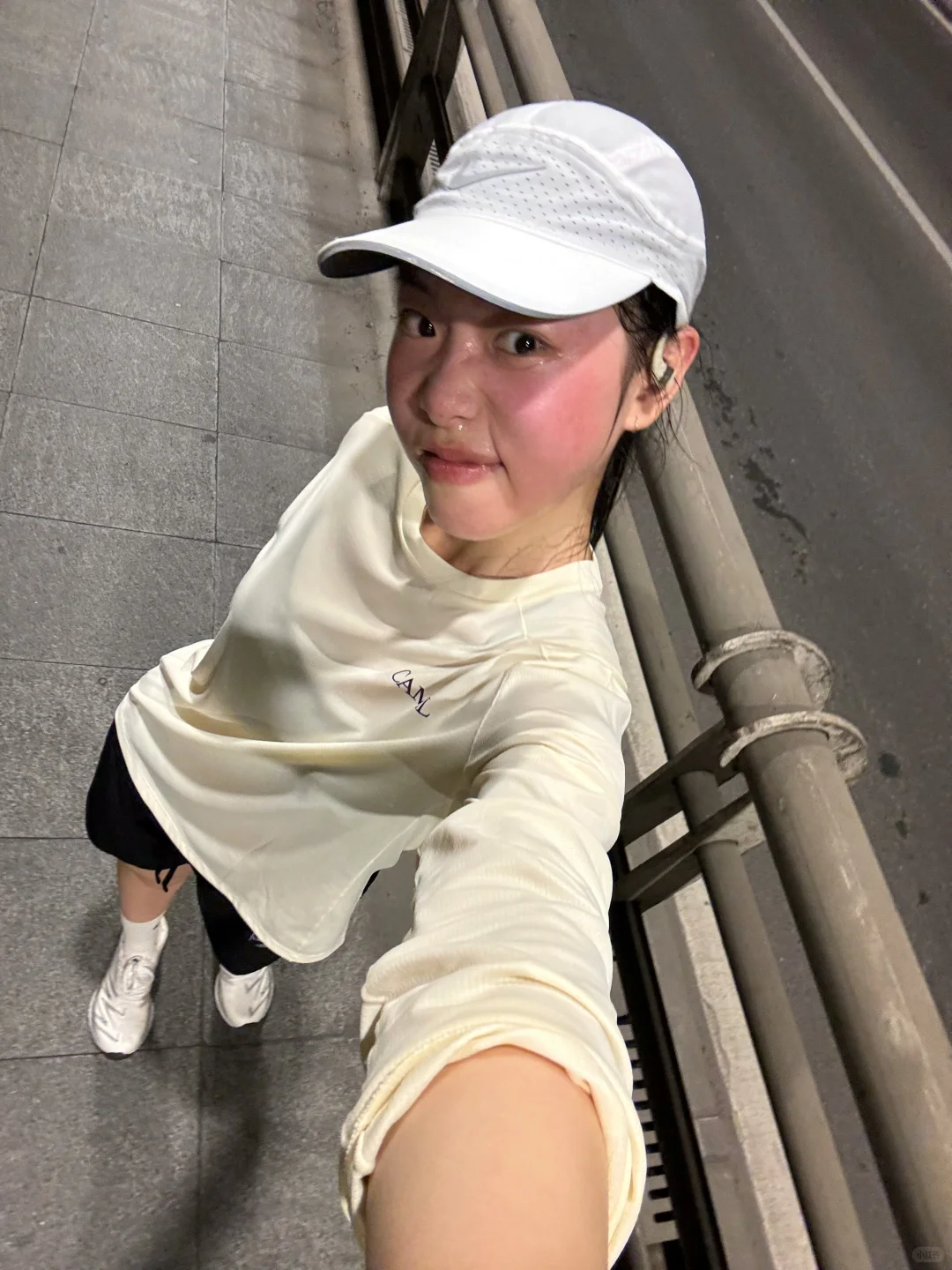 夜跑15k｜快乐流汗