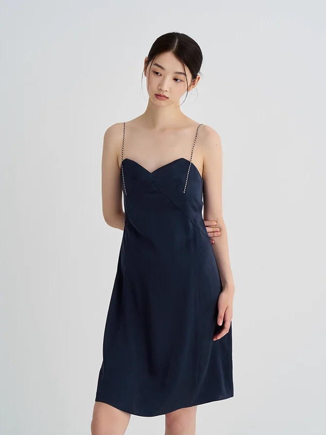 重磅上新 | 极简静奢 23姆米真丝吊带裙