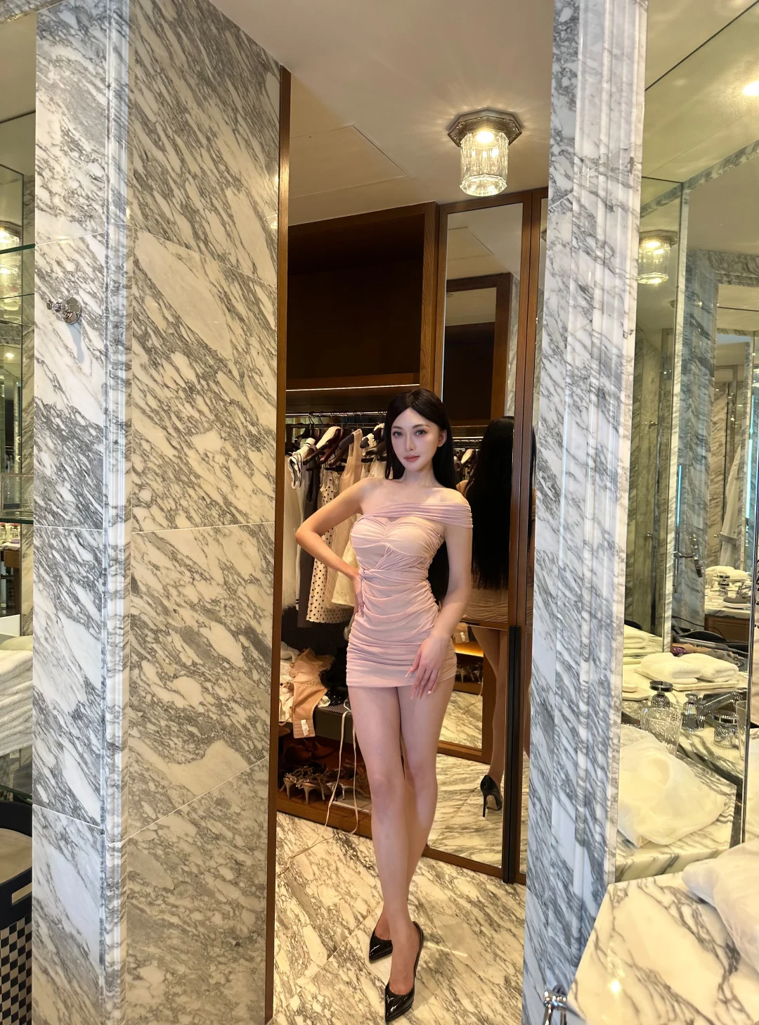 🇭🇰Rosewood就很健康高级的展现一下比基尼