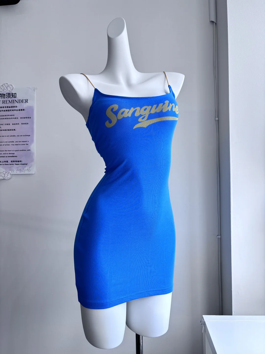 💕 爆款小裙子～ 还有胸垫的哟穿了就走🫧