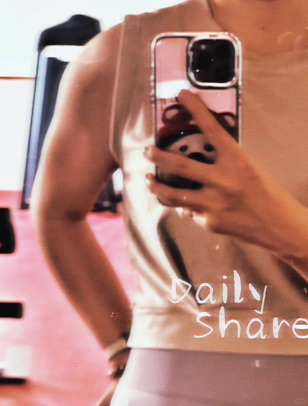 女生肌肉线条太难练了｜想看看大家的男友臂