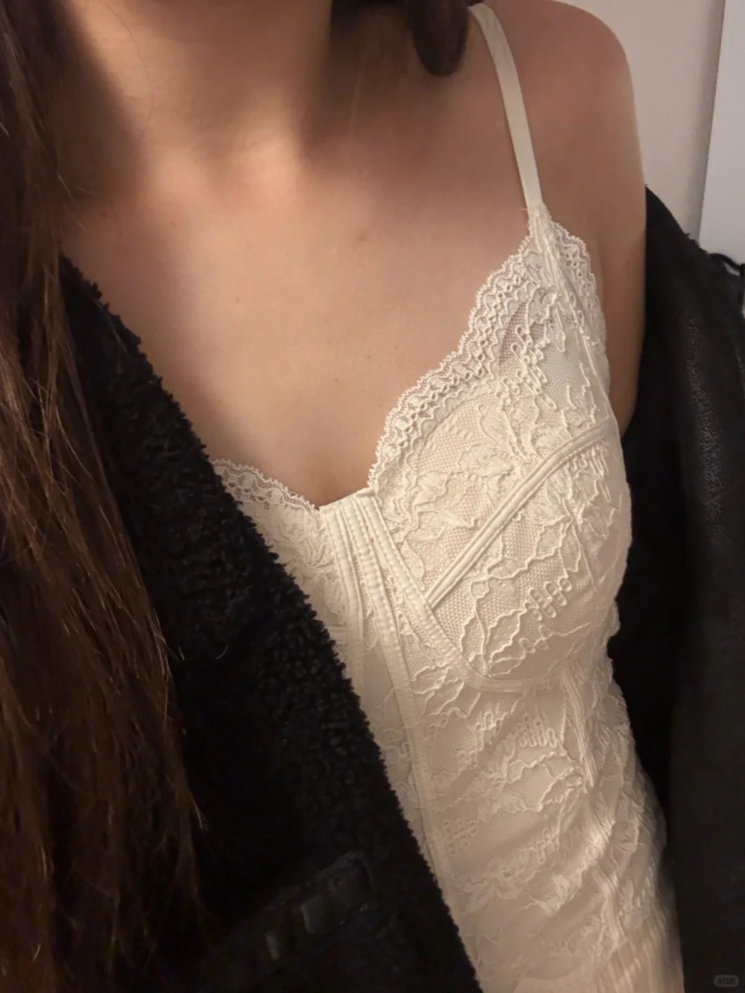 怎么会有这么仙的蕾丝吊带背心