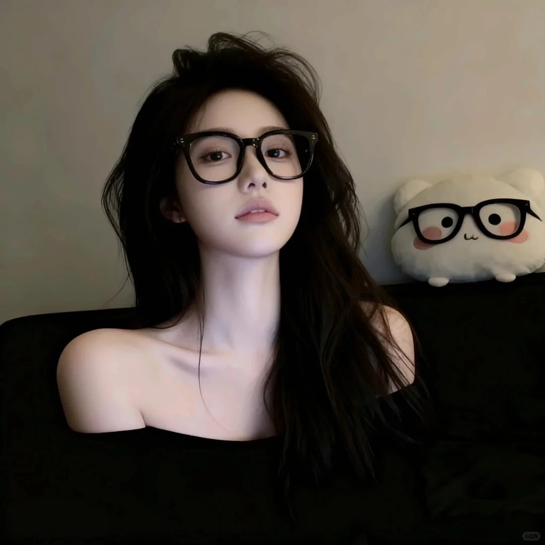 𝙒𝙚𝘾𝙝𝙖𝙩｜韩系 ins 女头