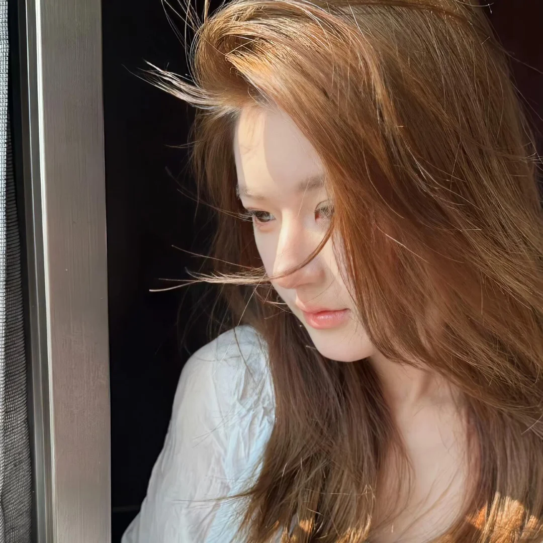 𝒘𝒆𝒄𝒉𝒂𝒕｜ 露思头像来一组