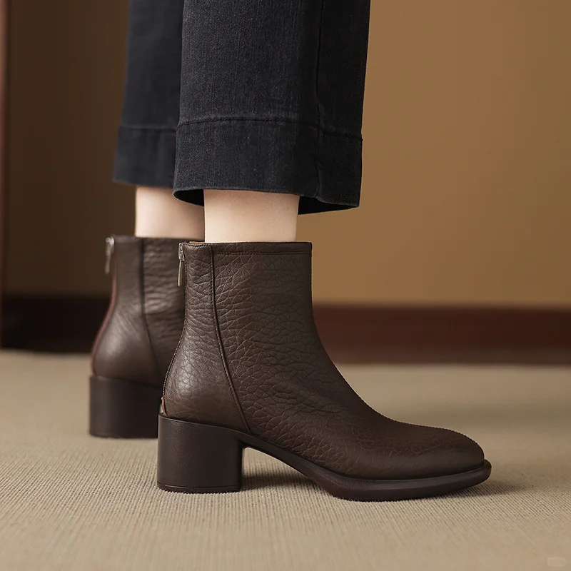 🍂复古棕靴子太香了！显瘦又高级💖
