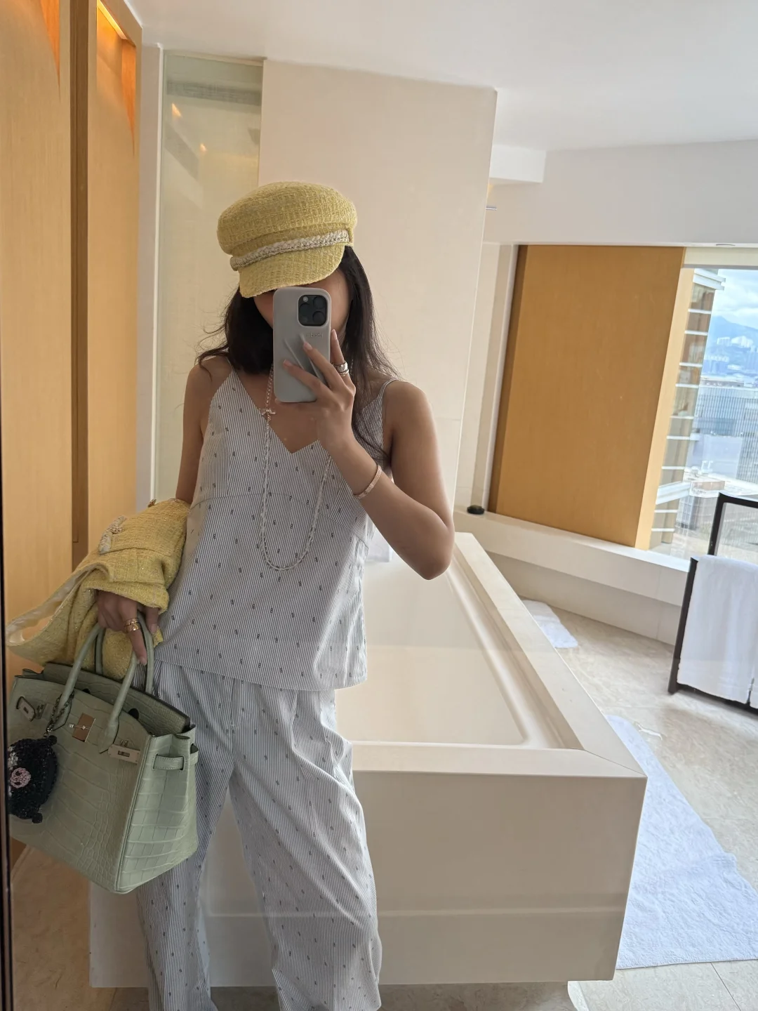女明星香港ootd✨是见到周杰伦的可爱女人～