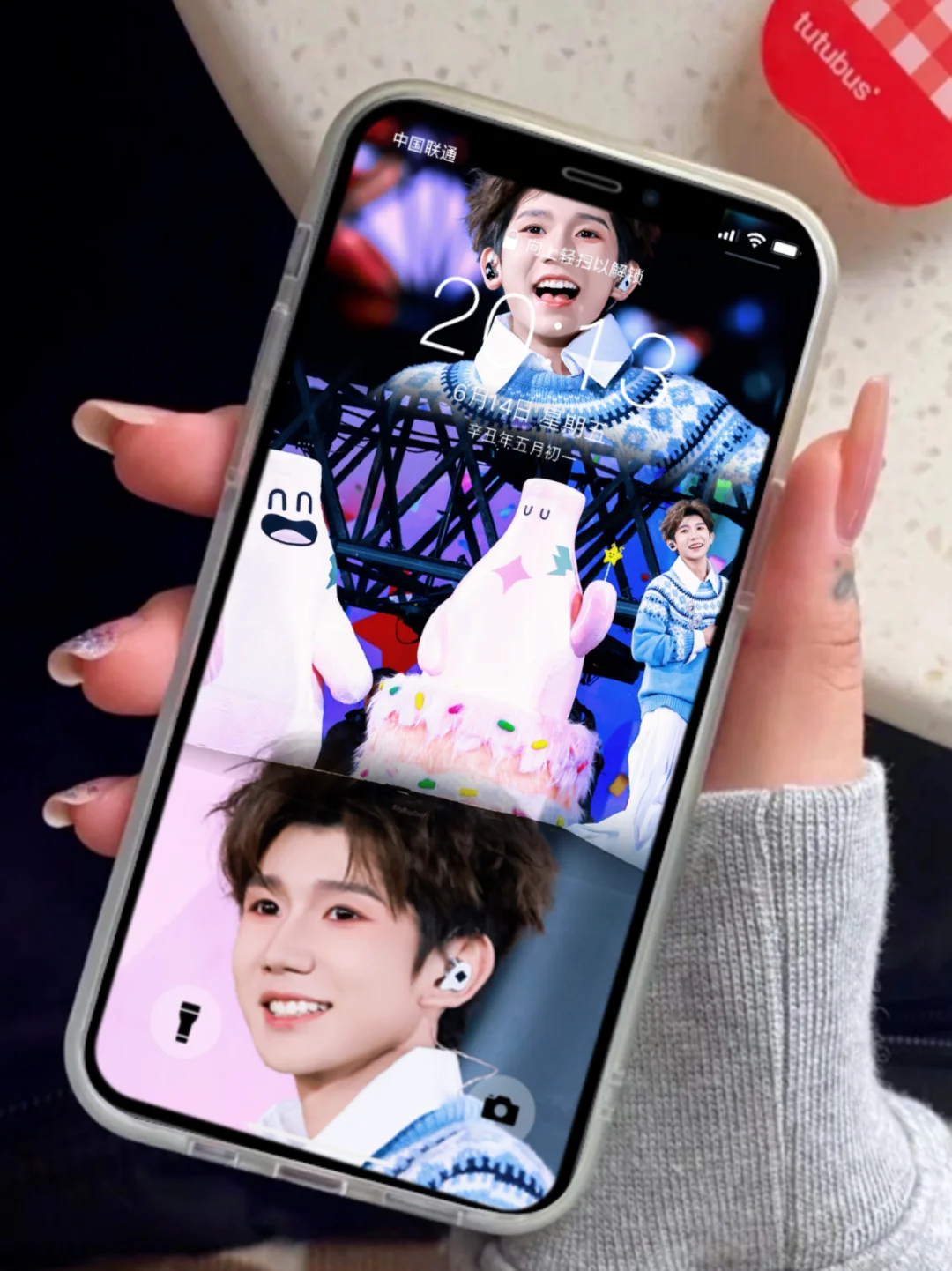 爱死这个笑容了😍太可爱啦！