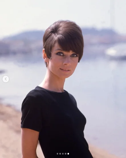 跟ins学｜复古赫本🌈穿搭分享✨