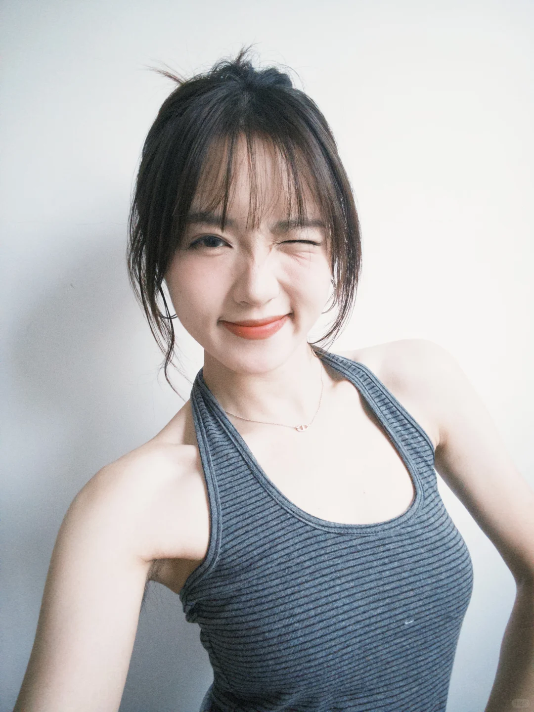 夏天穿吊带简直太舒服了