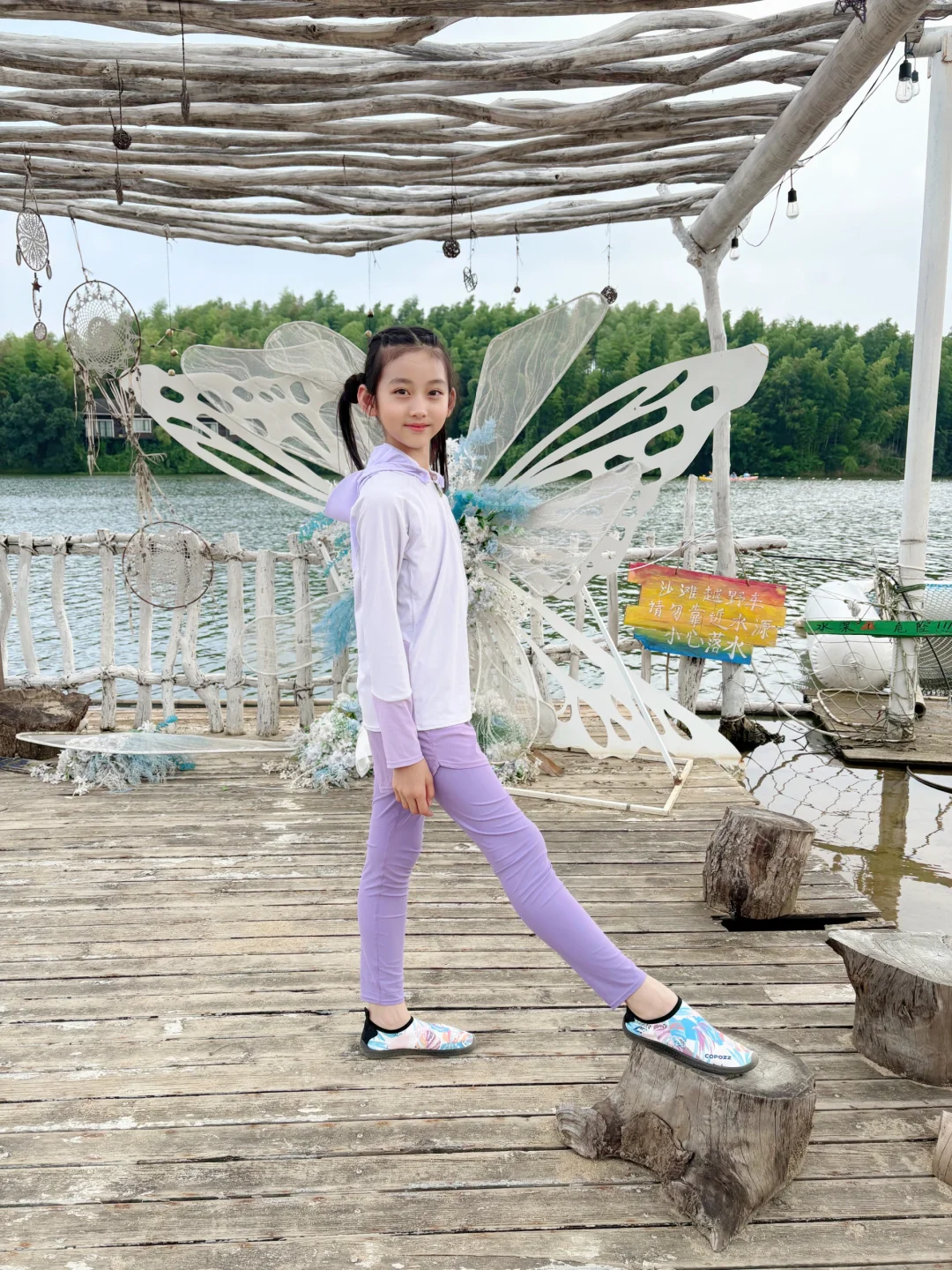 夏天的浪漫游泳占一半🏊