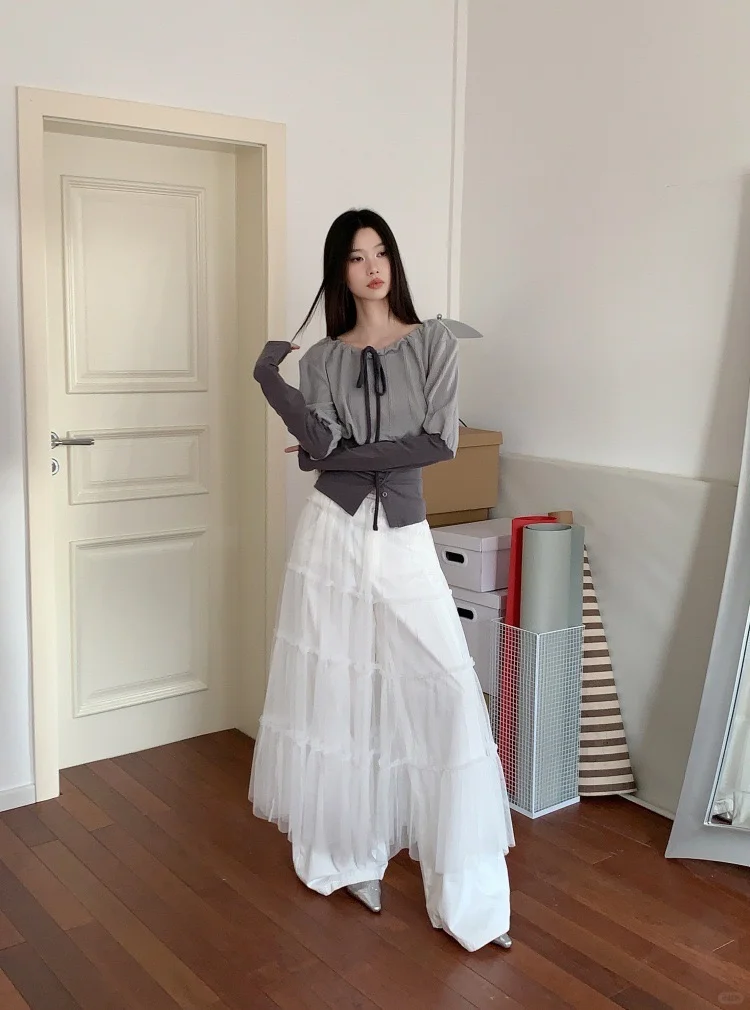 对上个世纪的审美还满中意的～