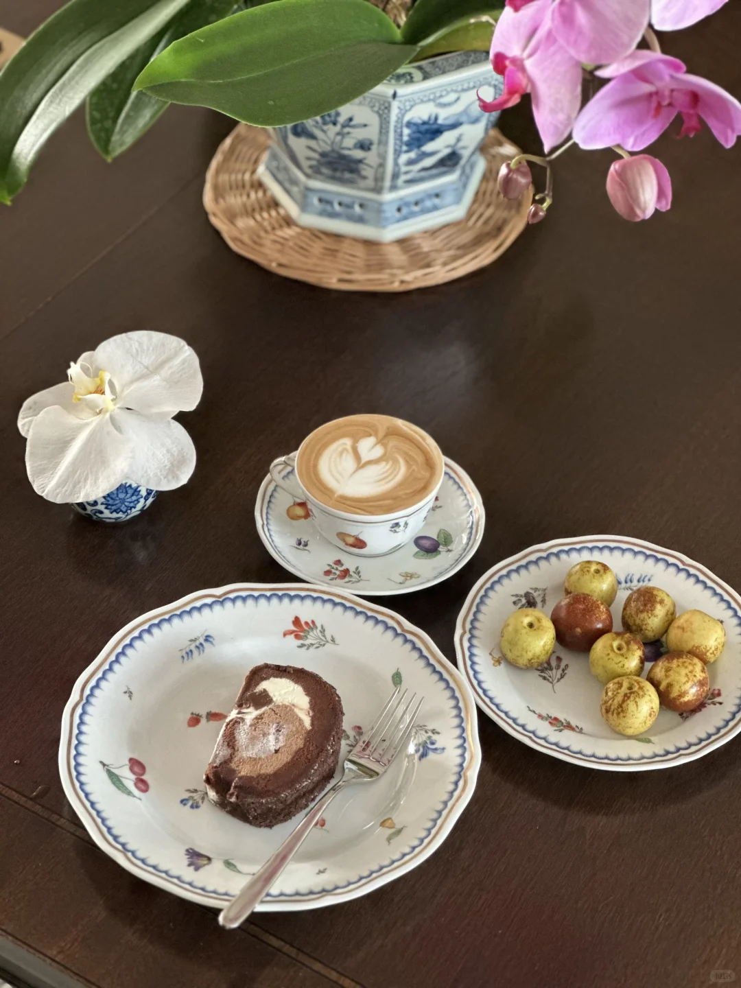 咖啡拉花基础｜咖啡杯就不基础